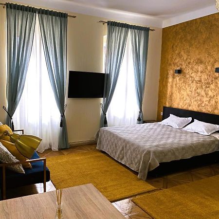 BOEM 2 Sibiu Old Town Apartment Exterior foto