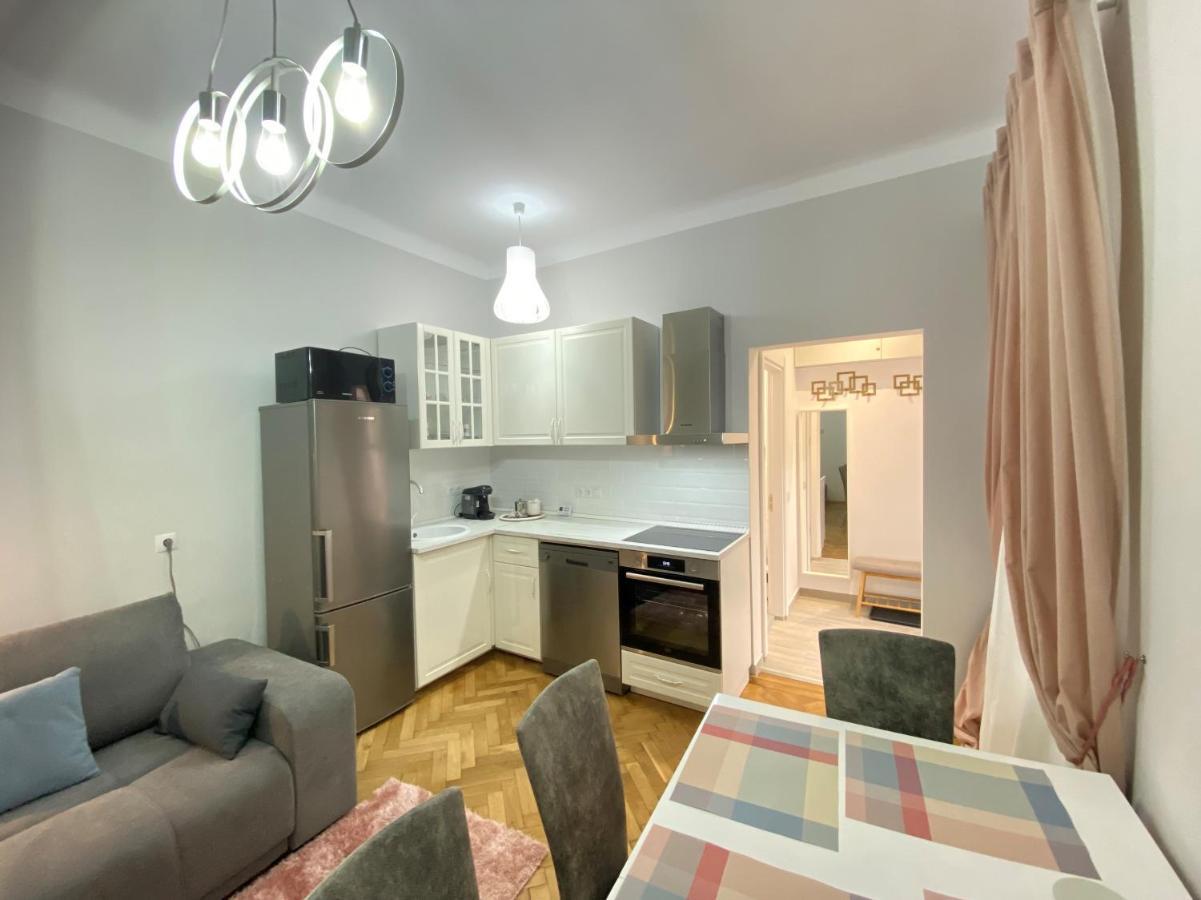 BOEM 2 Sibiu Old Town Apartment Exterior foto